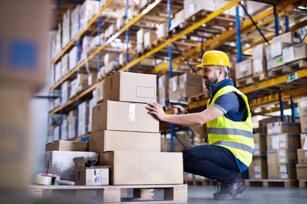 How RF Scanners Can Improve Your Warehouse (2022 Update)